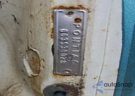 1963 Pontiac Starchief z USA, uszkodzony, nr VIN 663S30028